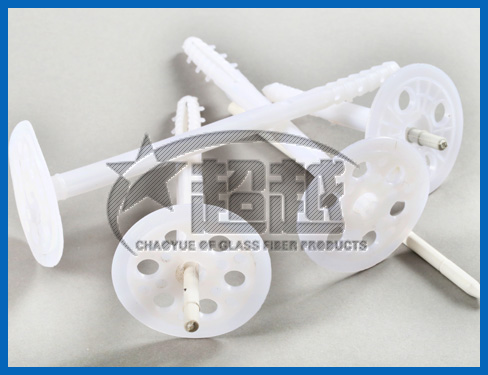 分体式保温钉具有抗老化、抗温度骤变，从化保温钉，防腐，耐寒耐热；承载力高，高承压、抗拉性能好；加载后不容易变形、防潮、缓振、吸收噪音和良好的绝缘性等特点，安装简便